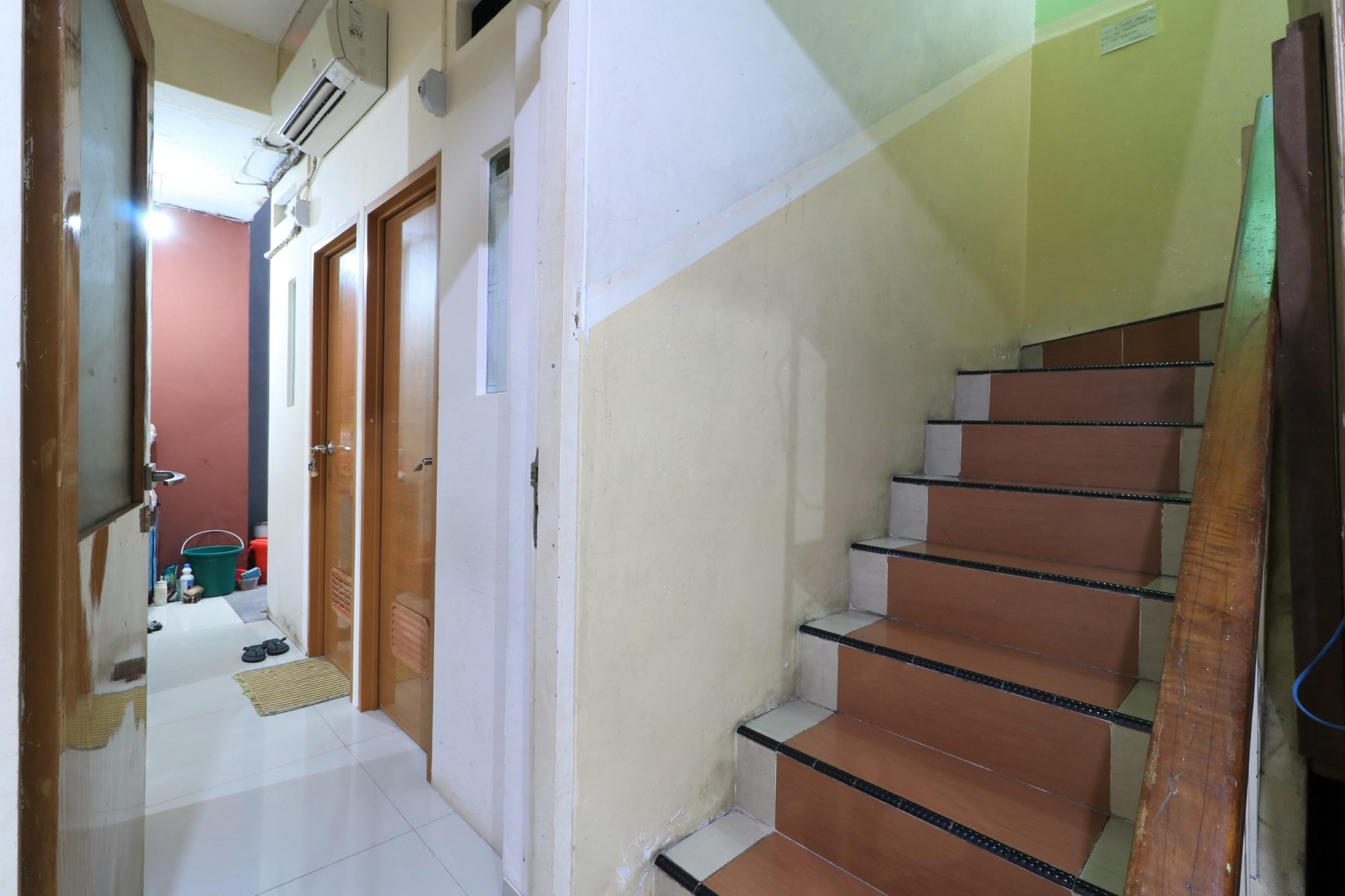 Eiffel Residence Batu Tulis 37 - Female Only Jakarta Exteriör bild