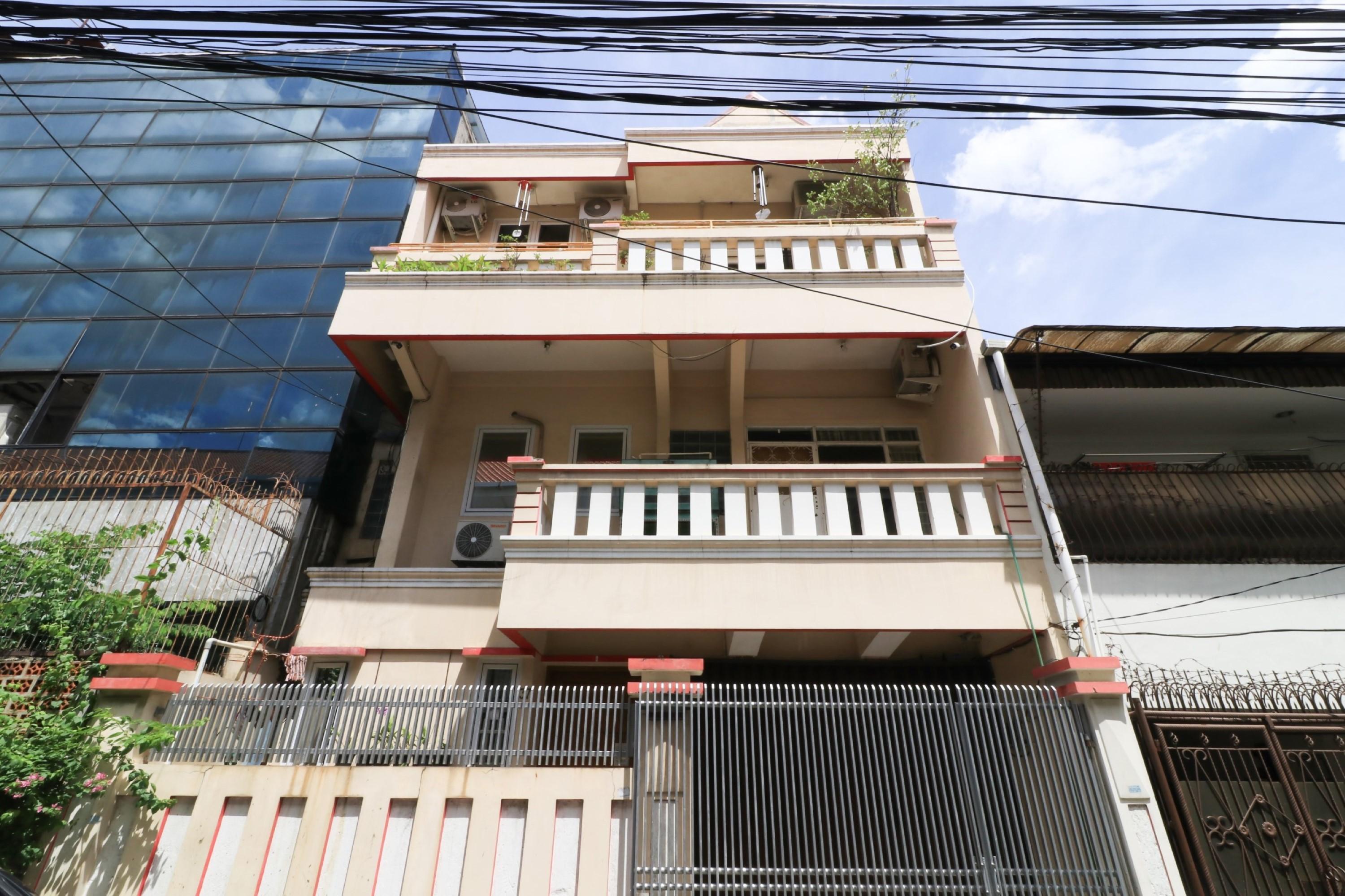 Eiffel Residence Batu Tulis 37 - Female Only Jakarta Exteriör bild